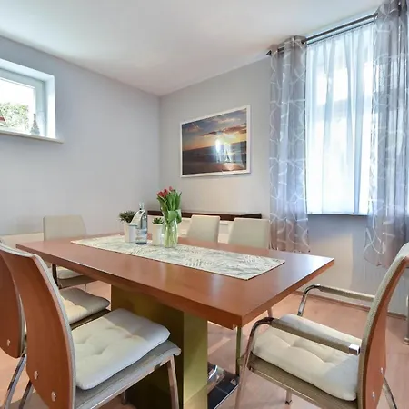 (61e) Meeresblick 5 *